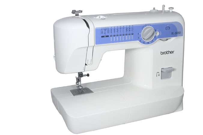 Швейная машина  BROTHER  XL 5050