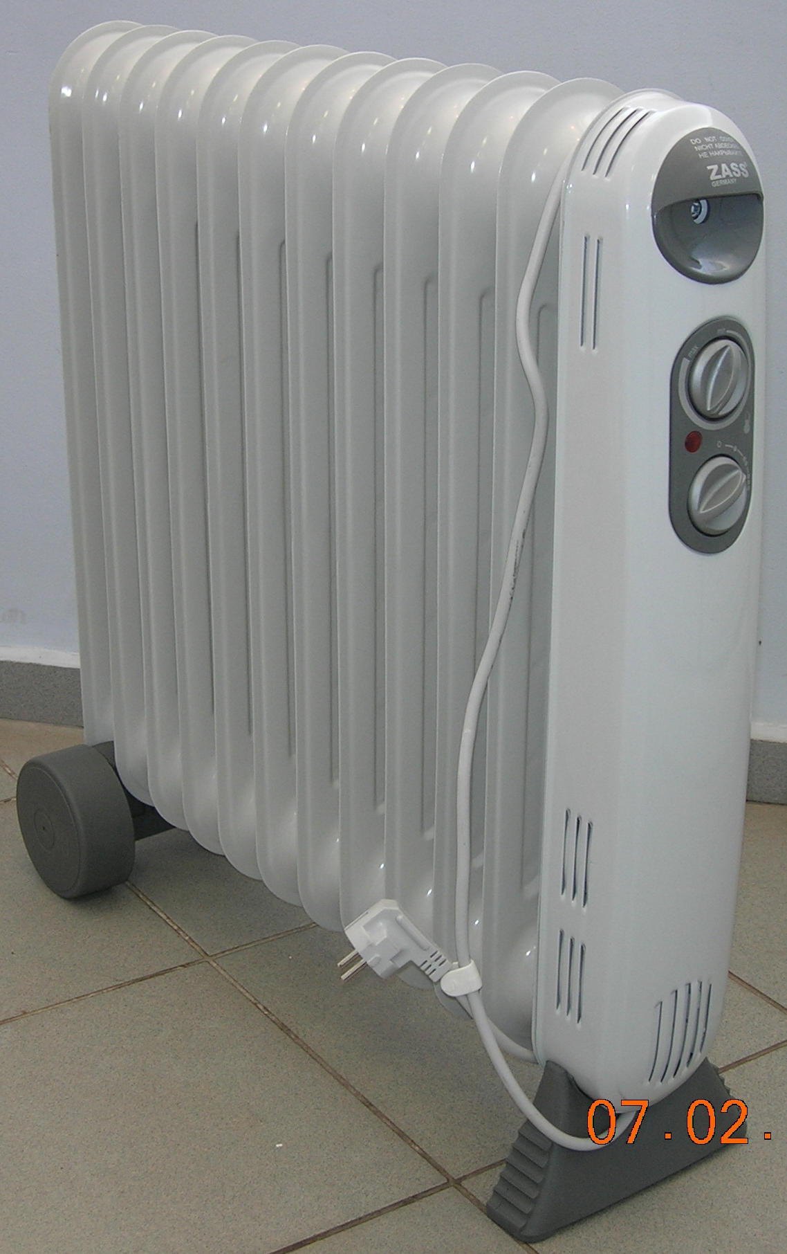 Обогреватель  ZASS  CR 1220 A