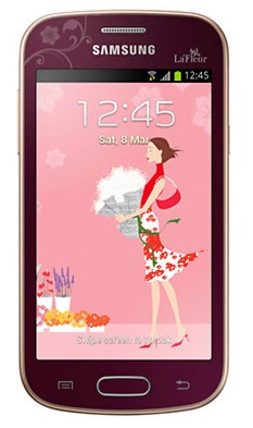 Смартфон SAMSUNG GT-S7390