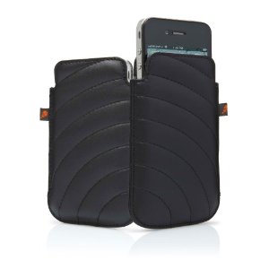 Чехол  CYGNETT  iPhone 4/4S Black (CY0493CPMAN)