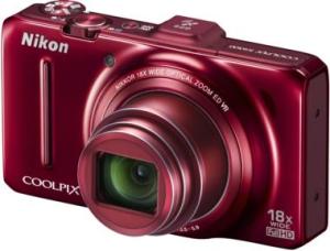 Фотоаппарат  NIKON  S9300 CoolPix красный