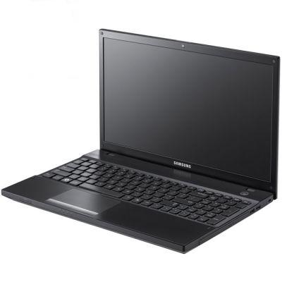 Ноутбук  SAMSUNG  300V5A S17 RU