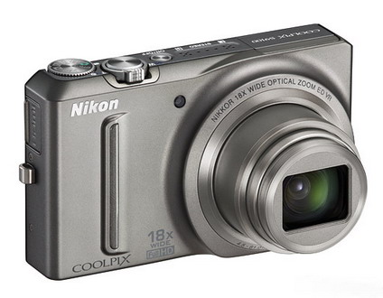 Фотоаппарат  NIKON  S9100 CoolPix серебристый