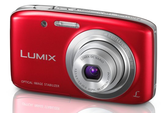 Фотоаппарат  PANASONIC  DMC-S5 красный