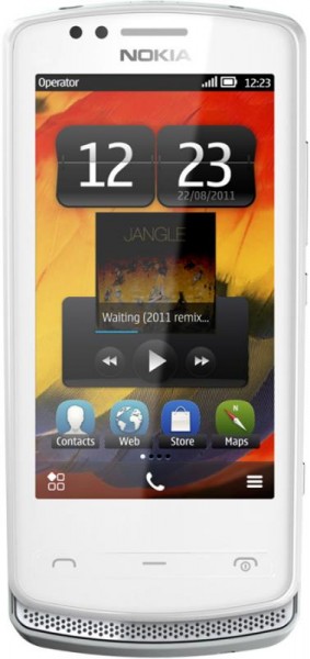 Смартфон  NOKIA  700 white silver