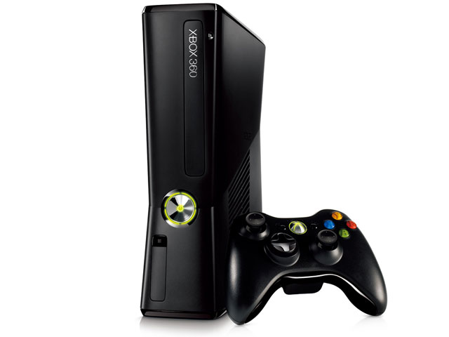 Приставка игр.  XBOX 360  4Гб (RKB-00011)+ Live Arcade Triple pack