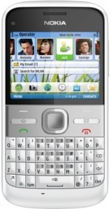 Смартфон  NOKIA  E5-00 Chalk white