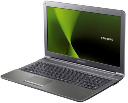 Ноутбук  SAMSUNG RC720 (S02)