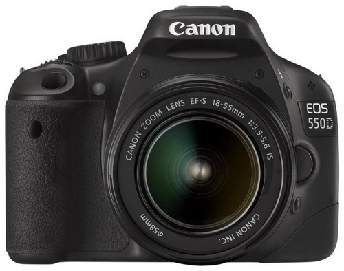 Фотоаппарат  CANON  EOS 550 D Kit 18-135 IS