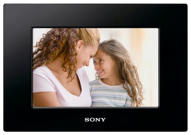 Фоторамка цифровая  SONY  DPF-D710