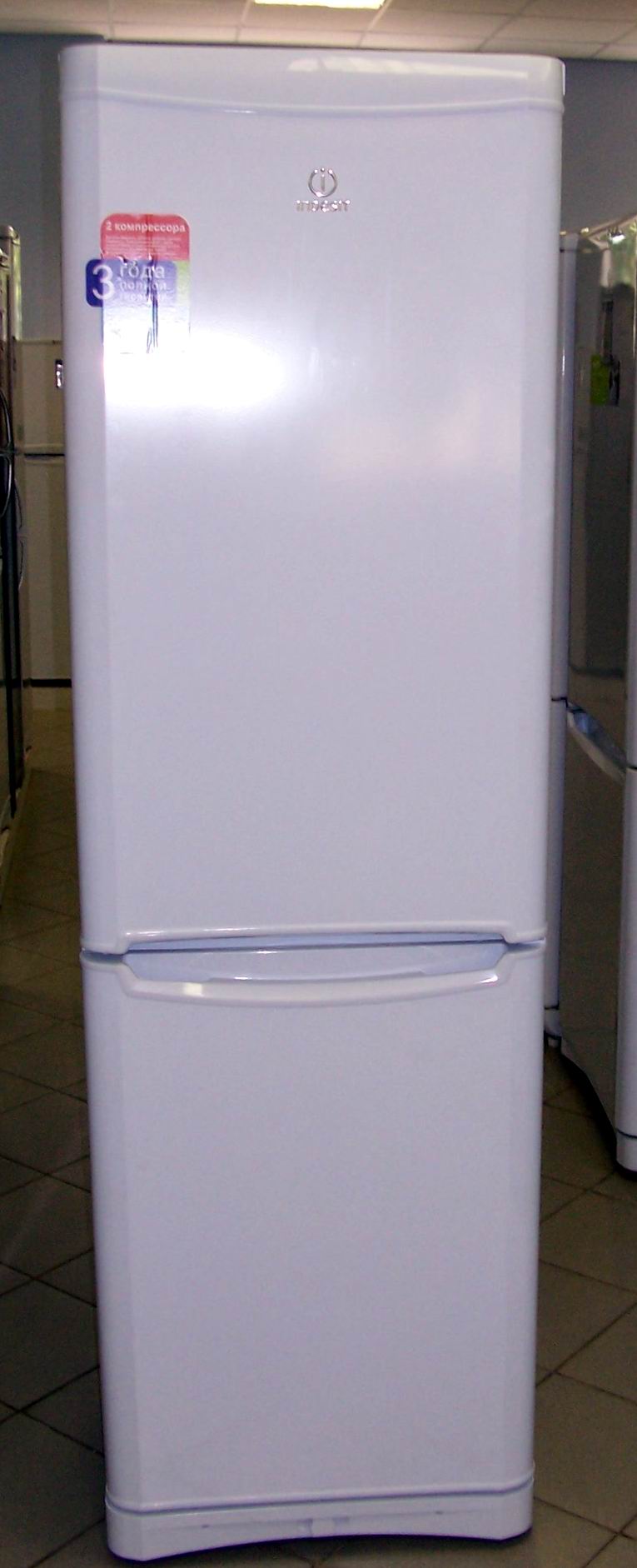 Холодильник  INDESIT  ВH20