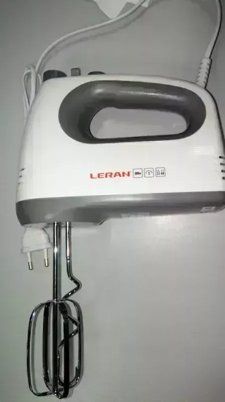 Миксер LERAN HM 0558 R