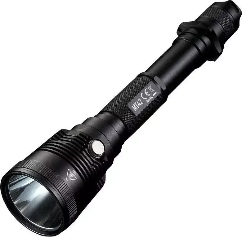 Фонарь  Nitecore MT42 черный