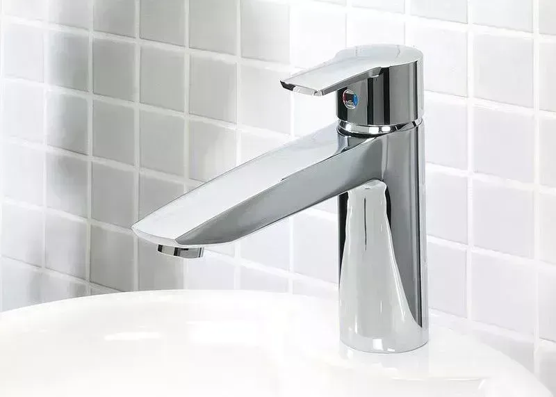 Смеситель для раковины Oras CUBISTA 2805F