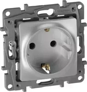 Розетка Legrand 2 K+З Etika 16A 250V с/з винтовой зажим немецкий стандарт алюминий 672421