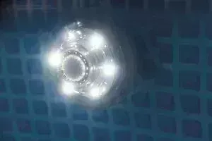 Светодиодная подсветка INTEX 38 см гидроэлектрическая 28691