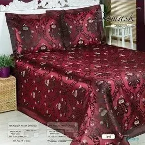 Покрывало Nazsu Damask 240х260 + 2 наволочки 50х70 бордовый (8279)
