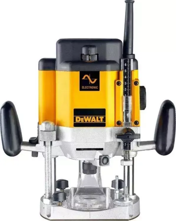 Фрезер DEWALT DW625E-QS