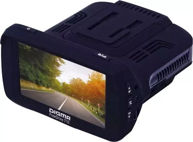 Видеорегистратор DIGMA Freedrive 710