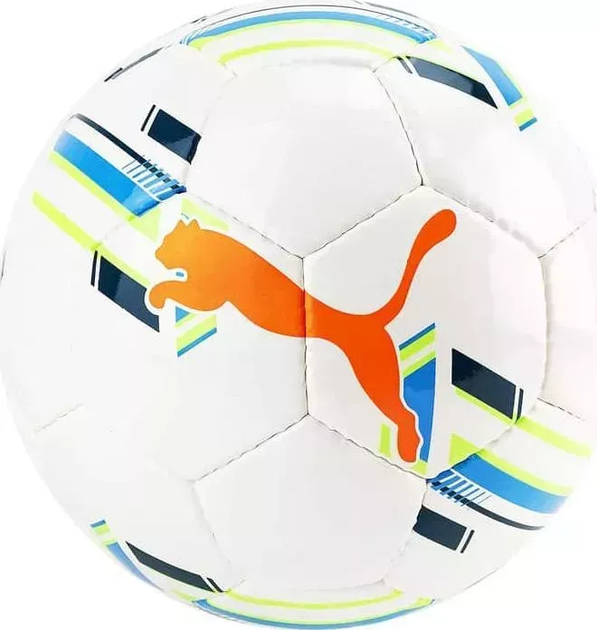 Мяч футзальный Puma Futsal 1 Trainer арт. 08340901, р.4, 32 пан., белый