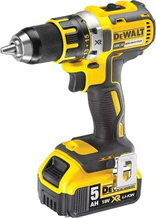 Дрель DEWALT DCD790M2