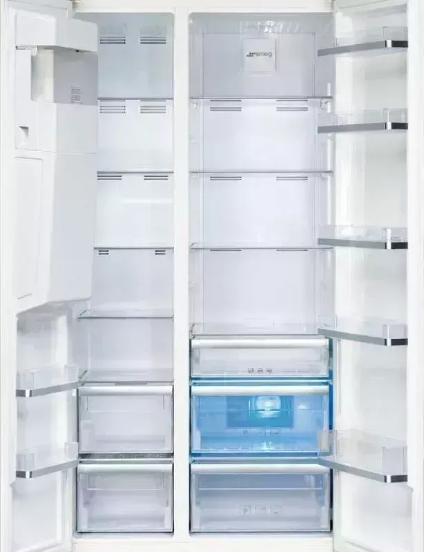 Холодильник SMEG SBS8004P