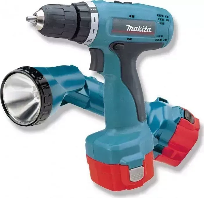Дрель аккумуляторная MAKITA 8280DWPLE (кейс в комплекте)