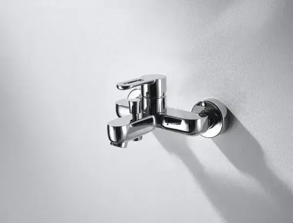 Смеситель для ванны Bravat Stream-D F637163C-B