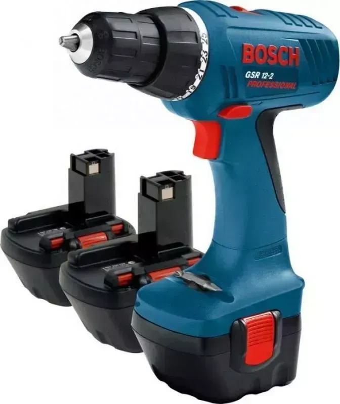 Дрель аккумуляторная BOSCH GSR 12-2 + набор бит