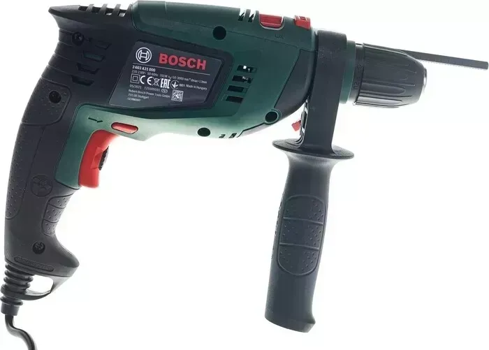 Дрель ударная BOSCH UniversalImpact 700 (0.603.131.020)