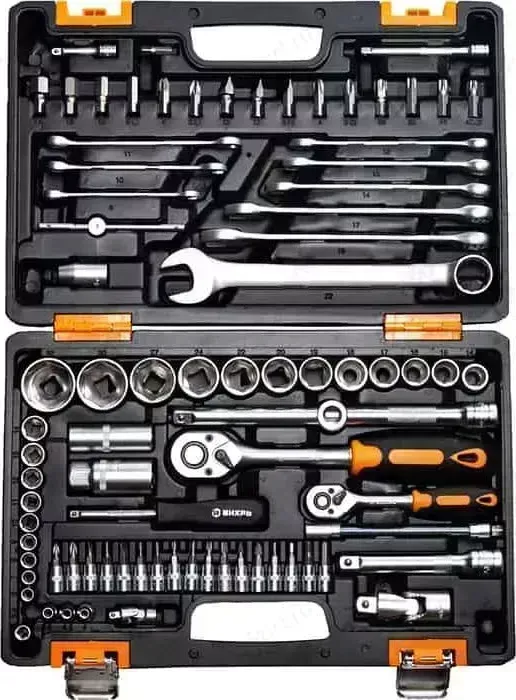 Набор инструментов ВИХРЬ 82 предмета, 1/2", 1/4", CrV (73/6/7/3)