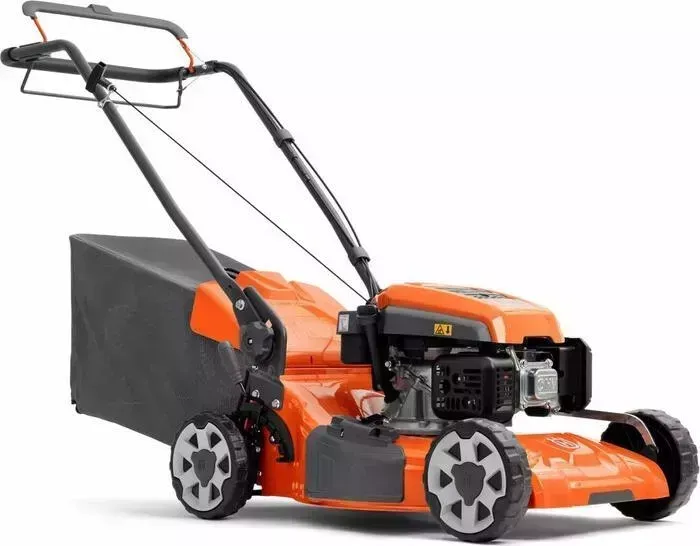 Газонокосилка бензиновая HUSQVARNA LC 151S