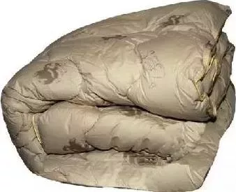 Одеяло Классика Юта-Текс 1910 верблюжья шерсть микрофибра 1,5-сп. 150х205см