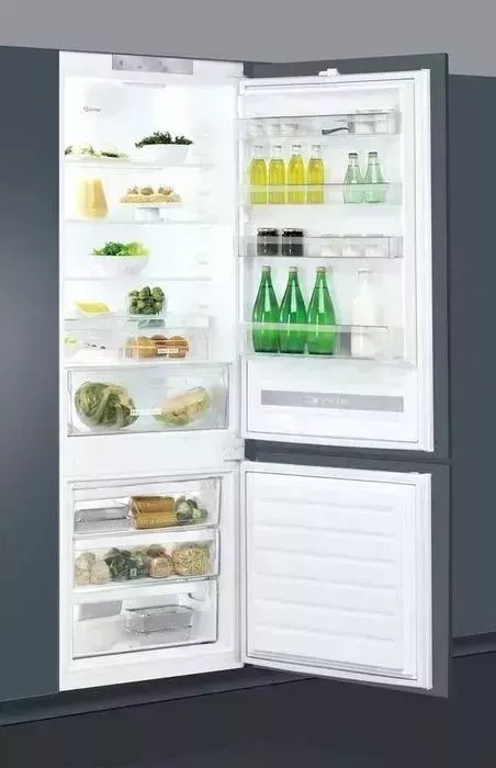 Холодильник встраиваемый WHIRLPOOL SP40 800 EU 1