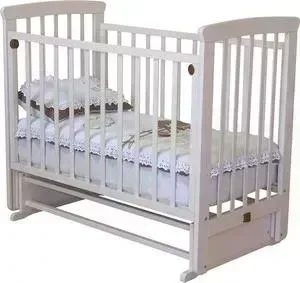 Кроватка детская Красная звезда Марина поперечный маятник (белый) С700