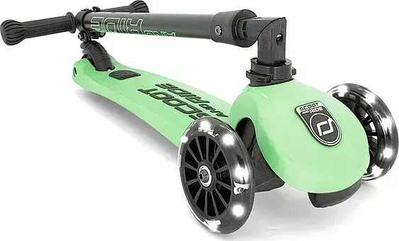 Трехколесный самокат Scoot&Ride Highway Kick 3 LED (киви) Scoot&amp;amp;Ride 3
