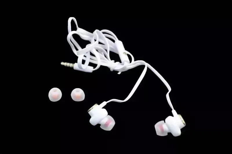 Наушники  More choice P42 White Gold
