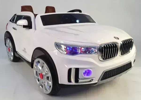 Электромобиль RIVERTOYS BMW M333MM белый