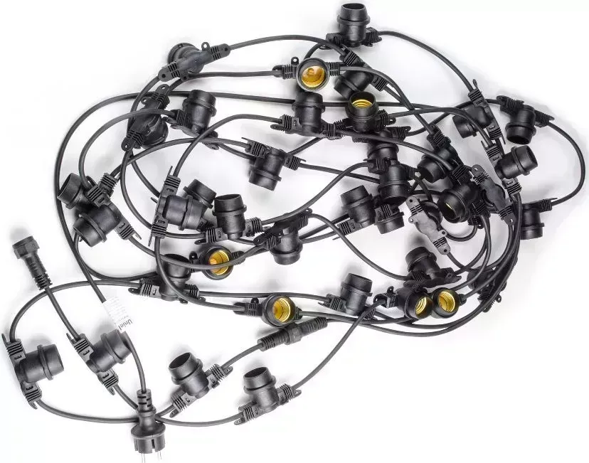 Гирлянда UNIEL UL-00006479 UDL-K120 200/E27/100M IP65 BLACK BELT-LIGHT Белт-лайт, 100 м + 1,5м сетевой шнур. 200 патронов E27, шаг 50см. (UL-00006479) м + Чёрная. TM