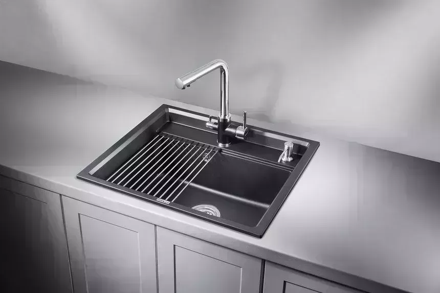Мойка кухонная GRANULA KS-6003 ШВАРЦ (чёрный металлик) кварц
