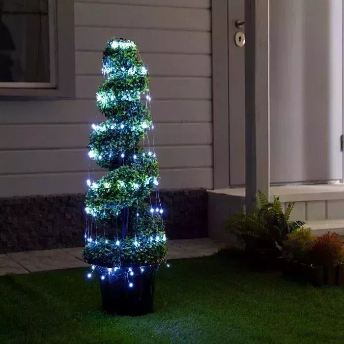 Гирлянда LUAZON LIGHTING Конский хвост 10 нитей по 1 м, серебристая нить, 100 LED, свечение белое, 2 режима, солнечна� 10 1 2 солнечная батарея 9292992