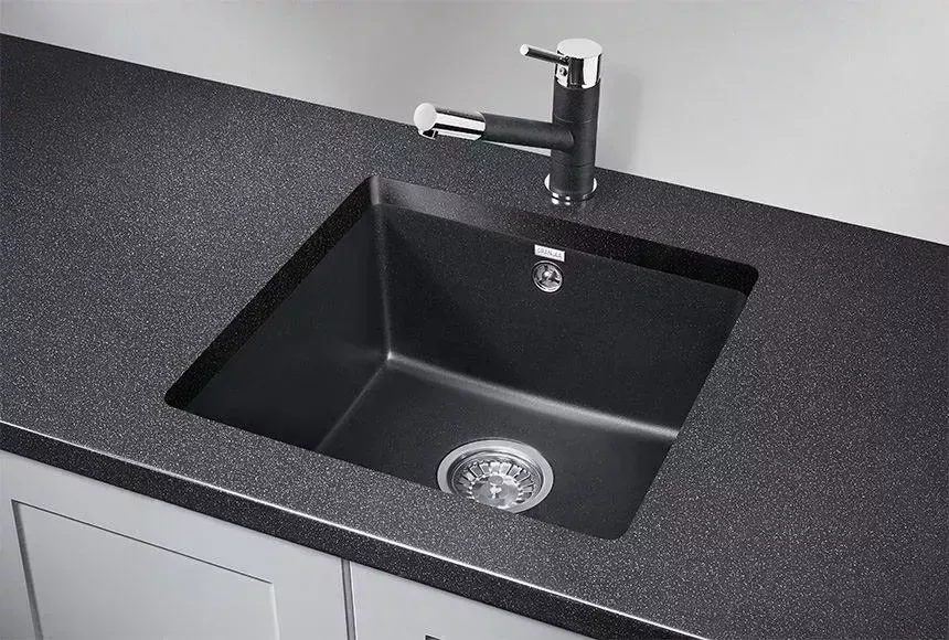 Мойка кухонная GRANULA GR-4451 ШВАРЦ кварц