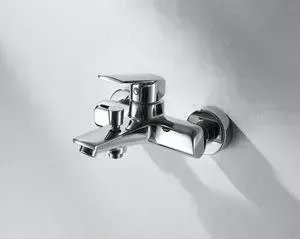 Смеситель для ванны Bravat Real (F6121179CP-01)