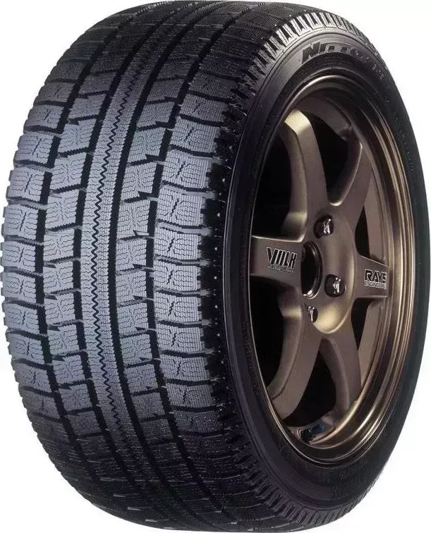 Шина Nitto SN2 235/65R17 104Q