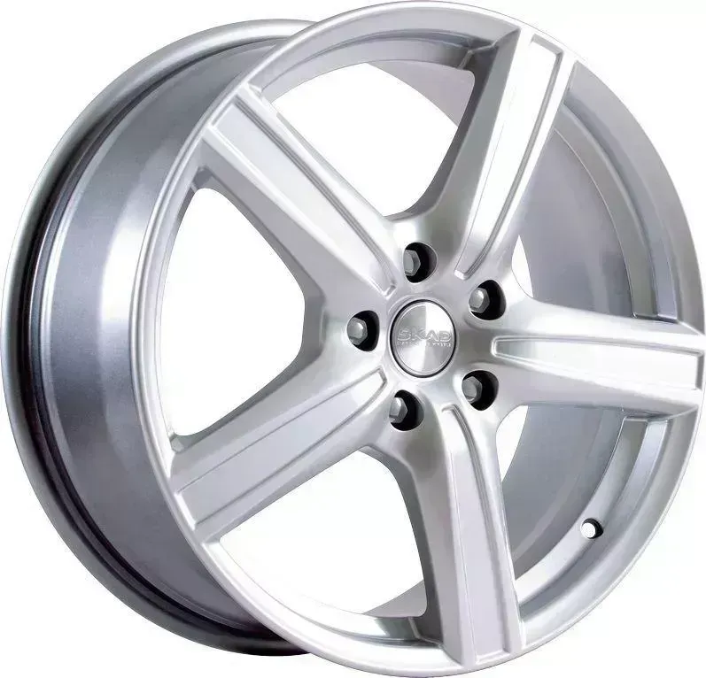 Диск автомобильный СКАД Адмирал 16 6.5X16/5X105 ET39 D56.7 Алмаз-белый