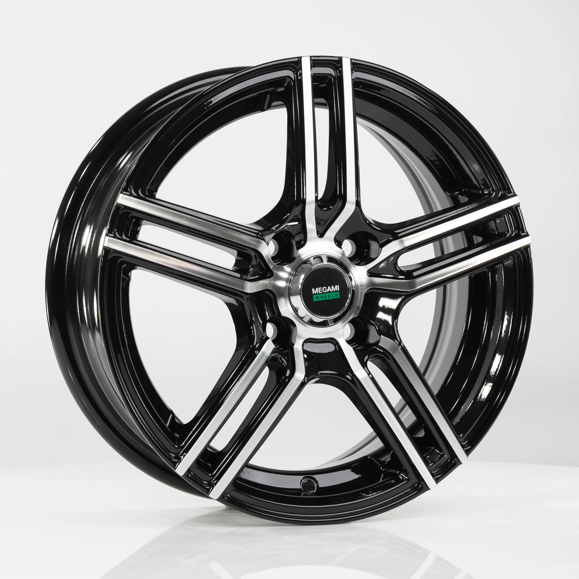 Диск автомобильный Megami MGM-1 6x15/4x100 ET40 D67.1 BKF