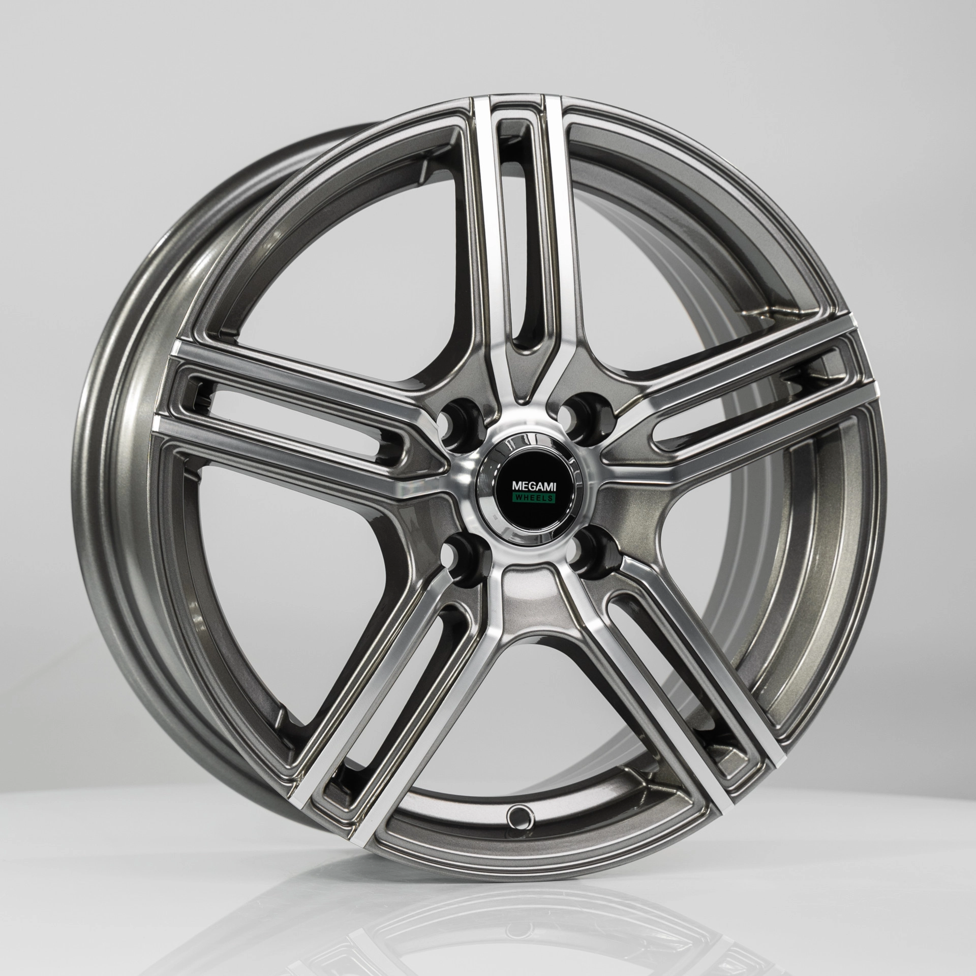 Диск автомобильный Megami MGM-1 6x15/4x100 ET36 D60.1 GMF