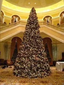 Елка искусственная Royal Christmas высотная Giant Trees (440 см)
