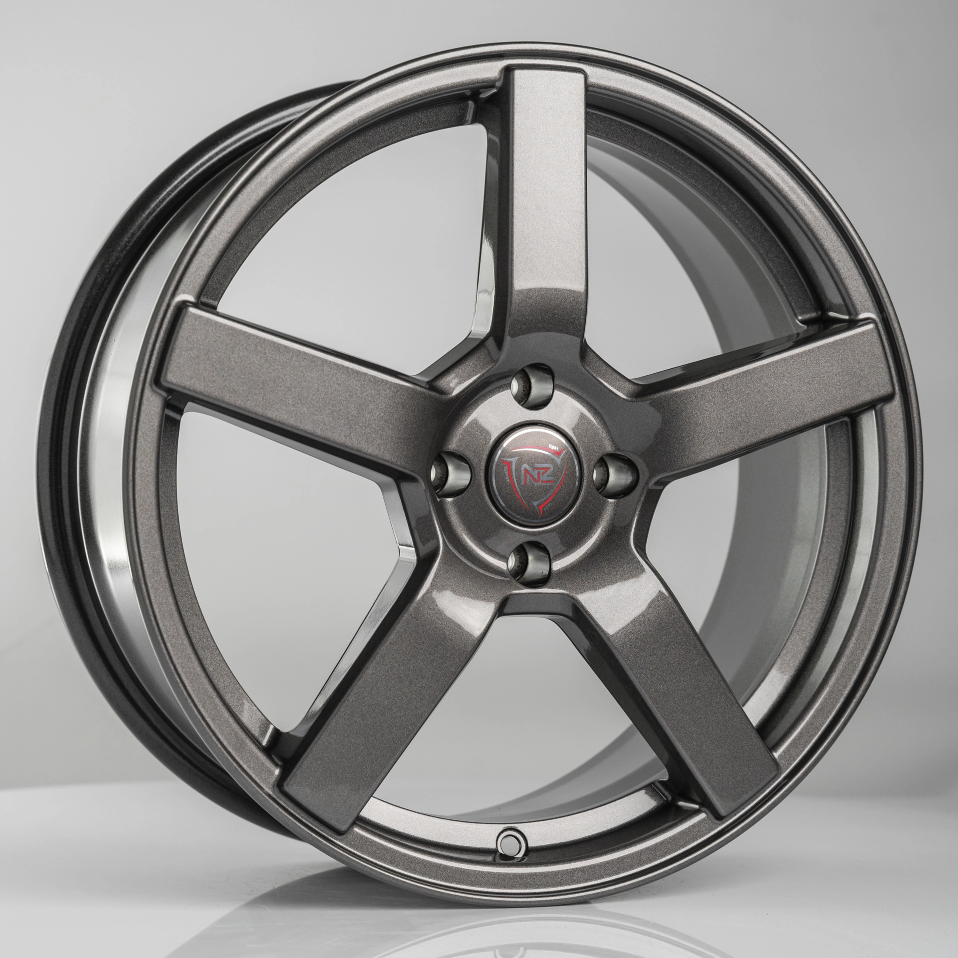 Диск автомобильный NZ_Россия R-02 NZ 7x17/4x100 ET43 D54.1 GRAPHITE