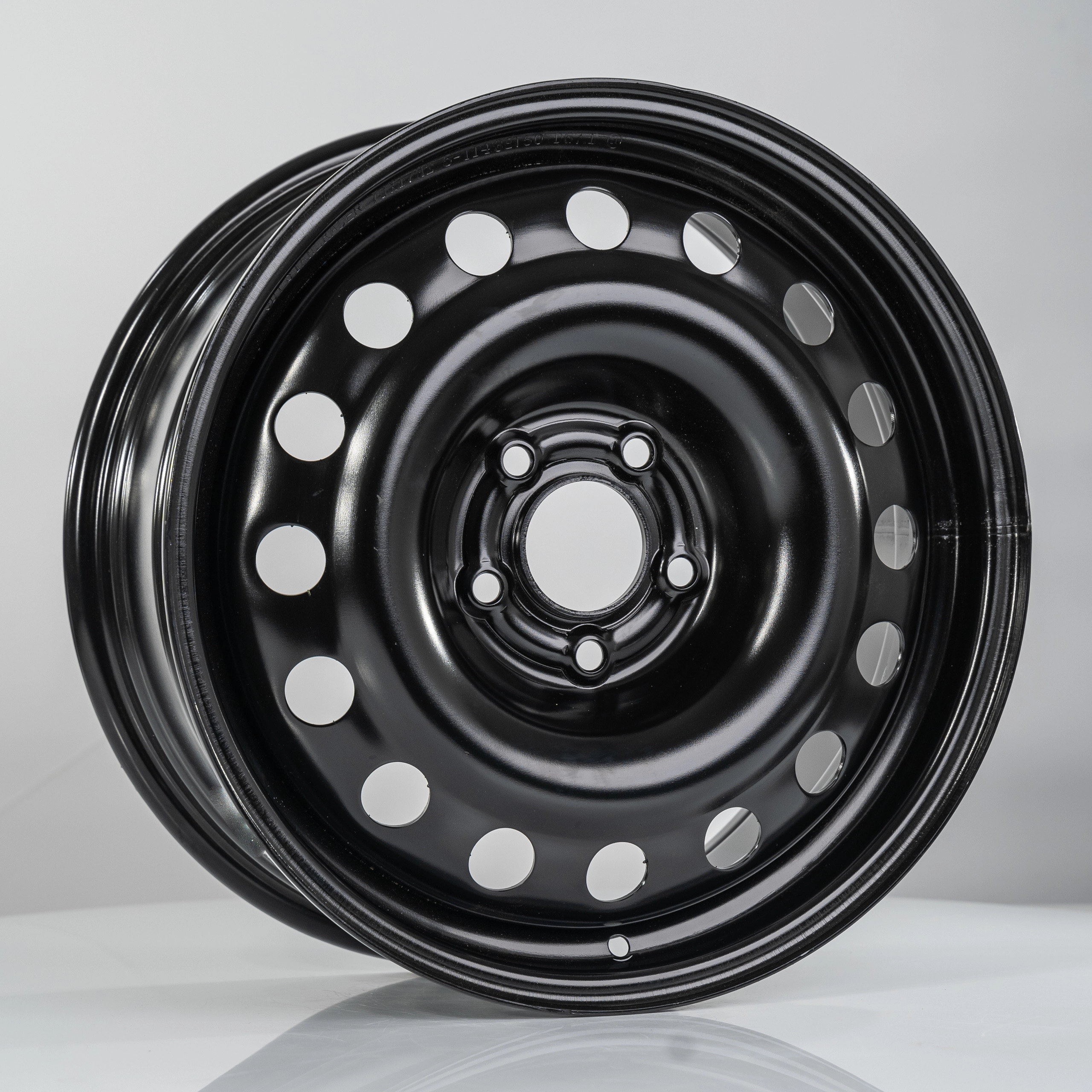Диск автомобильный SDT Stahlrader _P (палета) 7x17/5x114.3 ET39 D60.1 Black